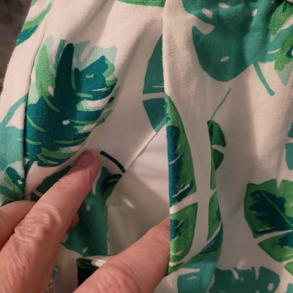 J. Crew linen blend palm leaf drawstring waist pants - 8.            G19 - Picture 6 of 8